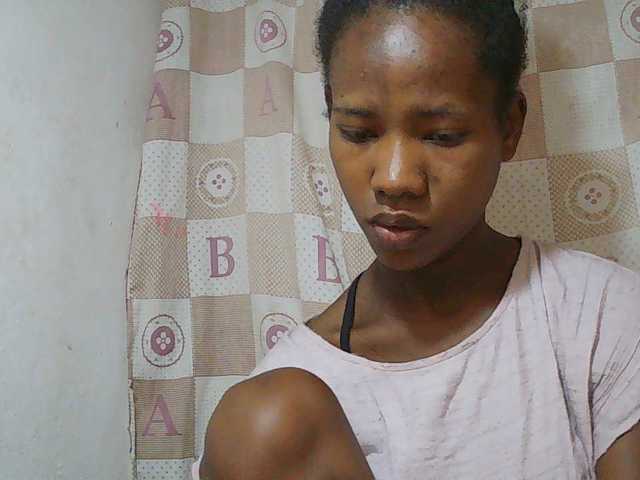 Sexy-Sarah live cam on BongaCams