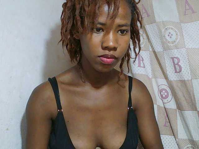 Sexy-Sarah