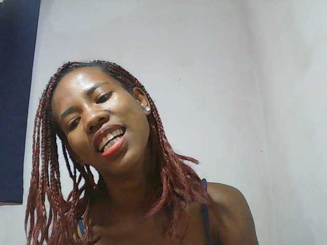 Sexy-Sarah live cam on BongaCams