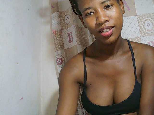 Sexy-Sarah