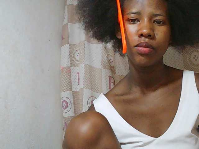 Sexy-Sarah live cam on BongaCams