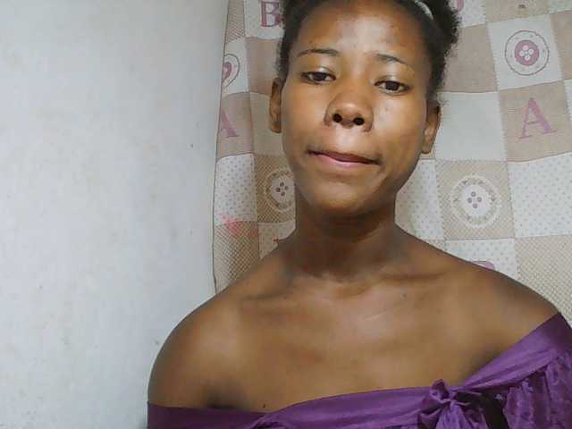 Sexy-Sarah live cam on BongaCams