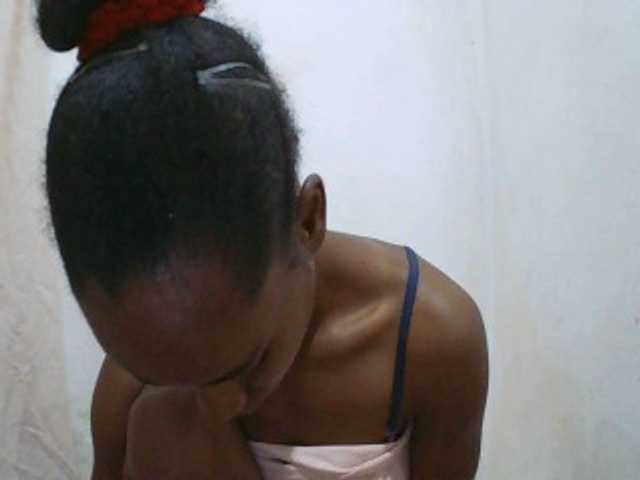 Sexy-Sarah live cam on BongaCams