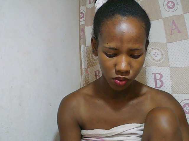 Sexy-Sarah live cam on BongaCams