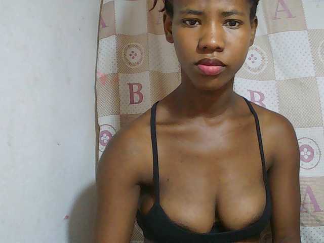 Sexy-Sarah