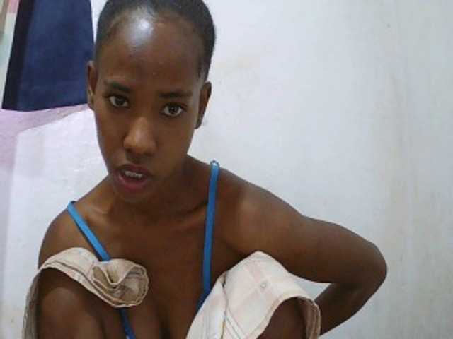Sexy-Sarah live cam on BongaCams