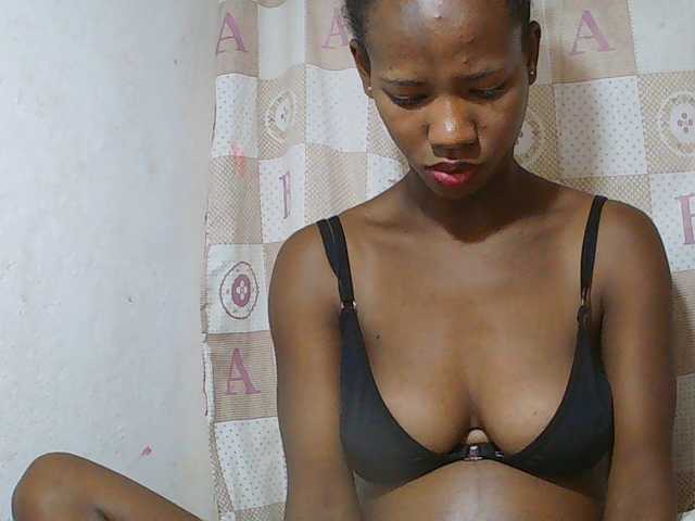 Sexy-Sarah live cam on BongaCams