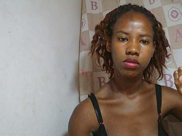 Sexy-Sarah