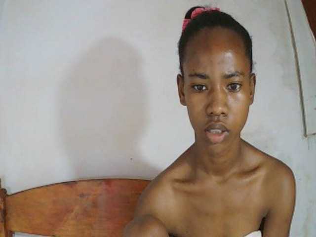 Sexy-Sarah live cam on BongaCams