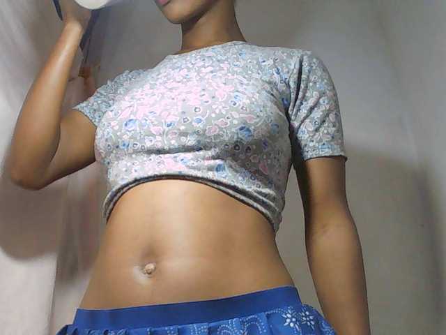 Sexy-Sarah live cam on BongaCams