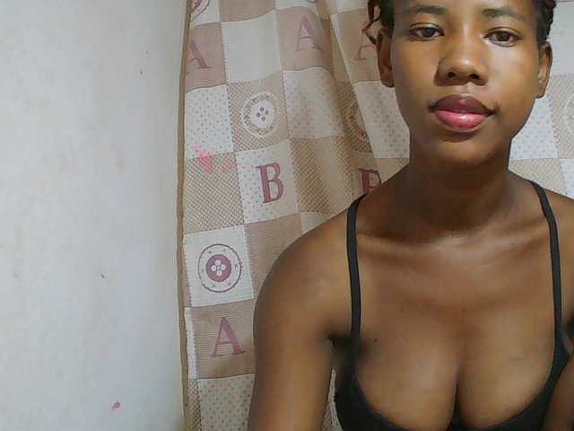 Sexy-Sarah