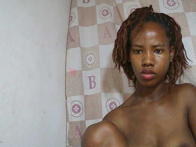Sexy-Sarah