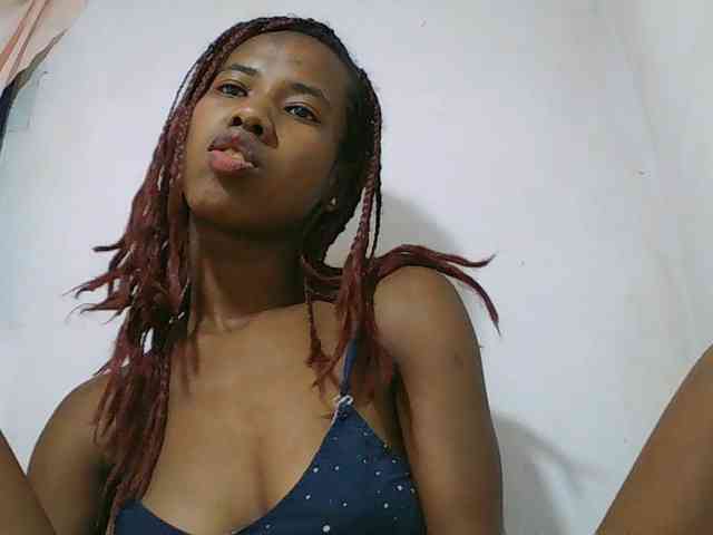 Sexy-Sarah webcam