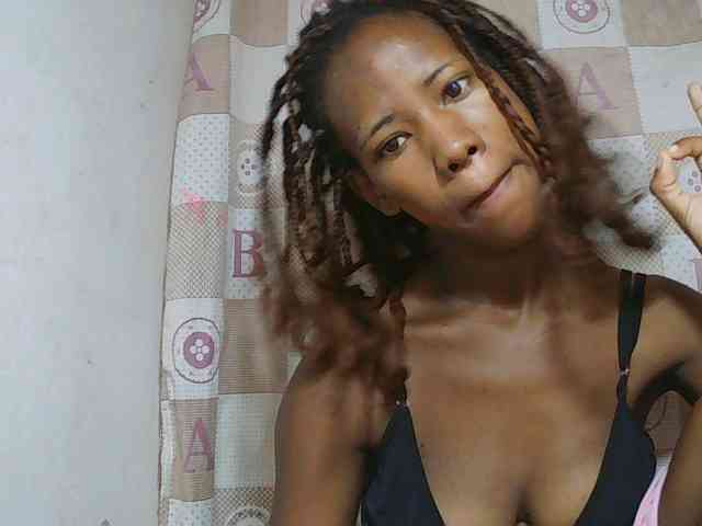 Sexy-Sarah webcam