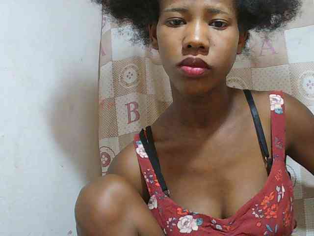 Sexy-Sarah webcam