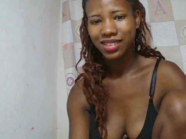 Sexy-Sarah webcam
