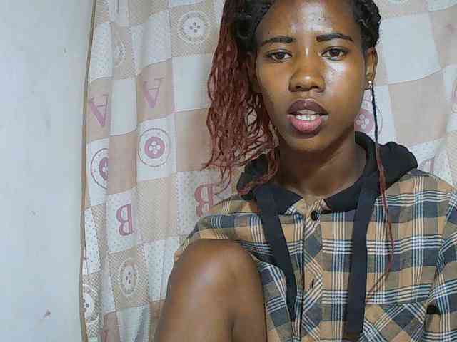 Sexy-Sarah webcam