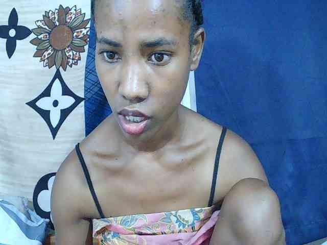Sexy-Sarah webcam