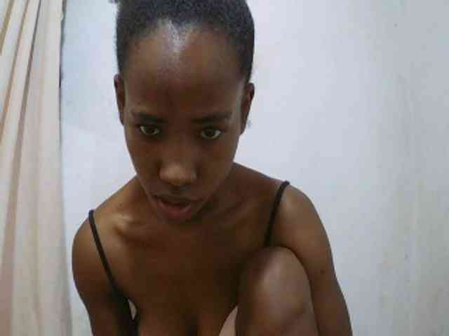 Sexy-Sarah webcam