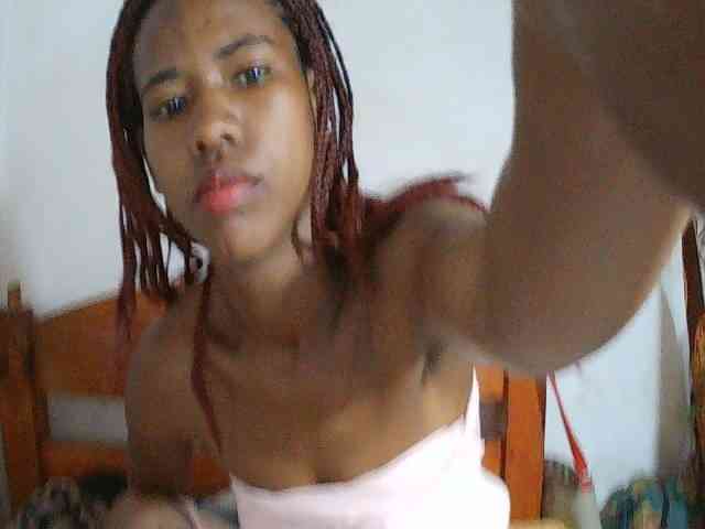 Sexy-Sarah webcam