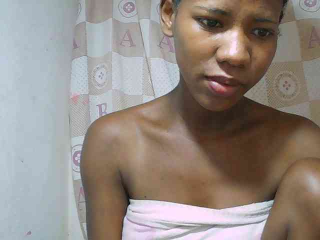 Sexy-Sarah webcam