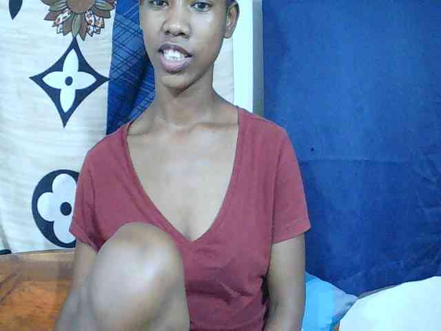 Sexy-Sarah webcam