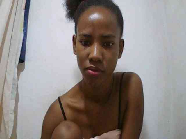 Sexy-Sarah webcam