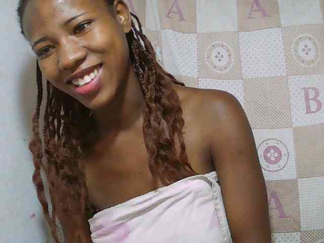Sexy-Sarah webcam