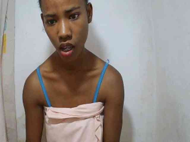 Sexy-Sarah