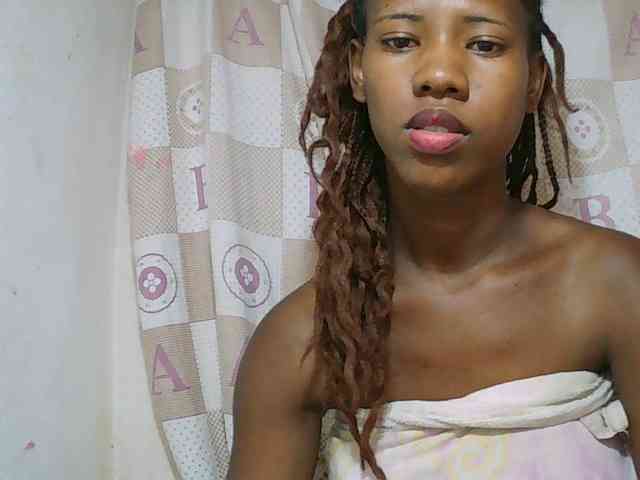 Sexy-Sarah webcam