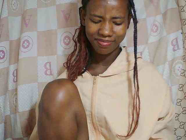Sexy-Sarah webcam