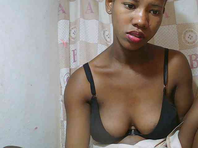Sexy-Sarah