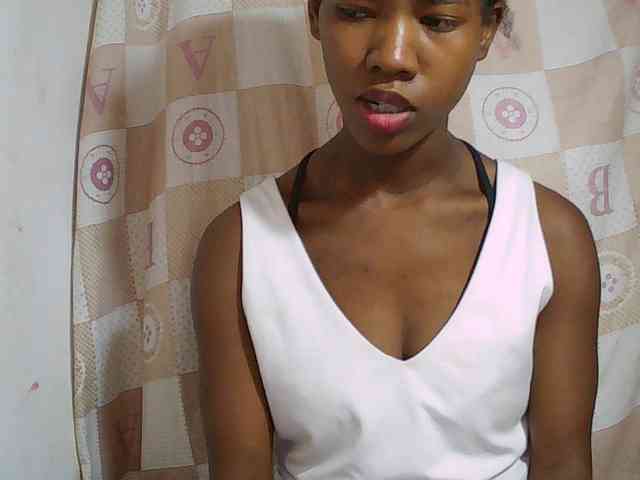 Sexy-Sarah