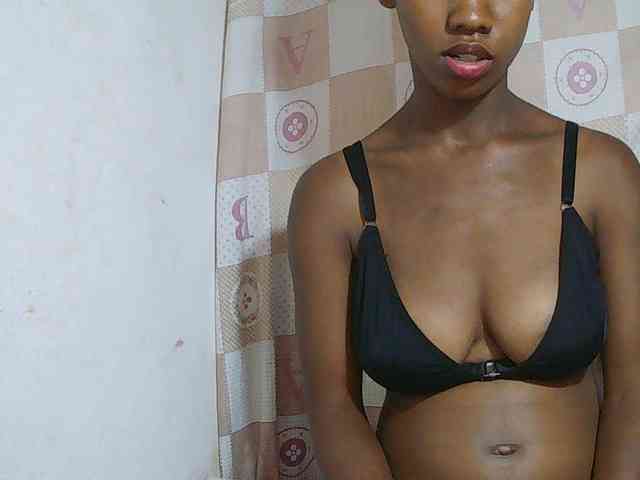Sexy-Sarah