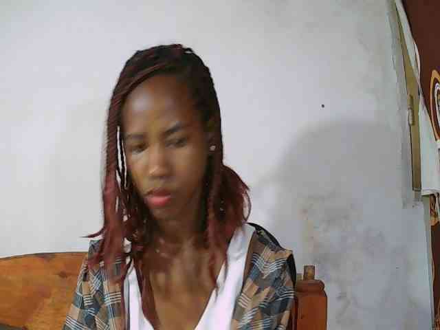 Sexy-Sarah webcam