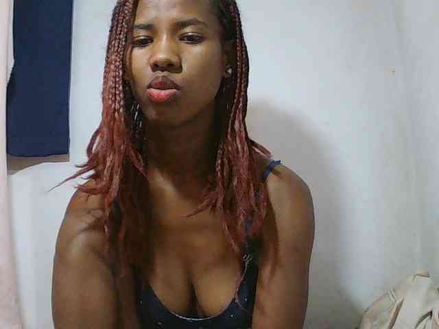Sexy-Sarah webcam