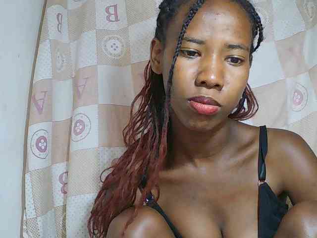 Sexy-Sarah webcam