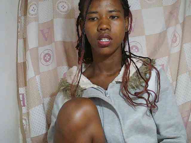 Sexy-Sarah webcam