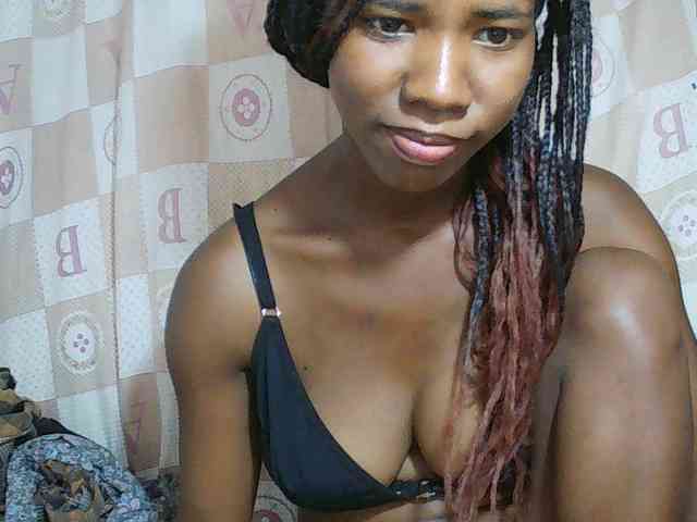 Sexy-Sarah webcam