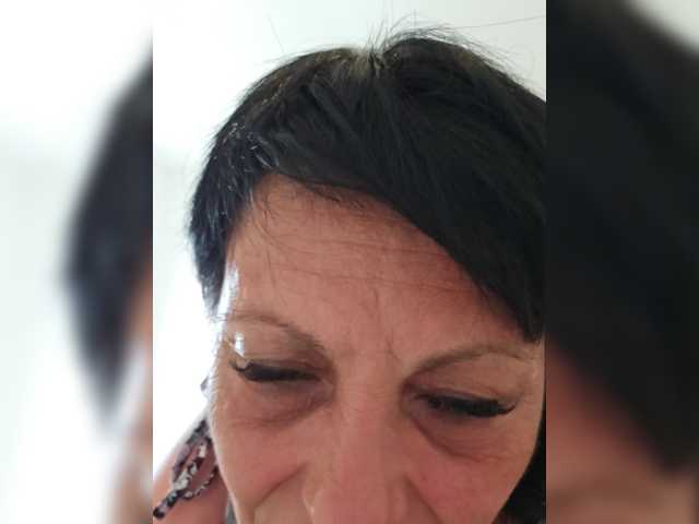 Jessica69 live cam on BongaCams
