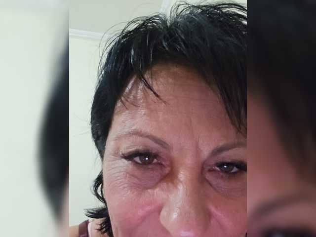 Jessica69 live webcam show