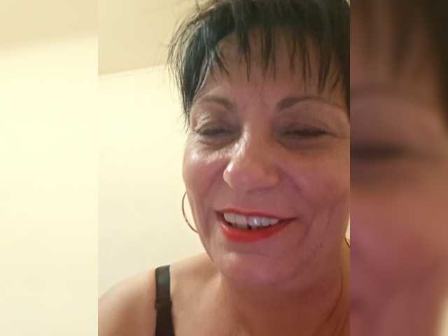 Jessica69 live cam on BongaCams