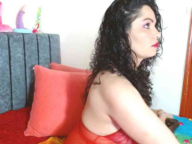 Dahlia_Muse webcam