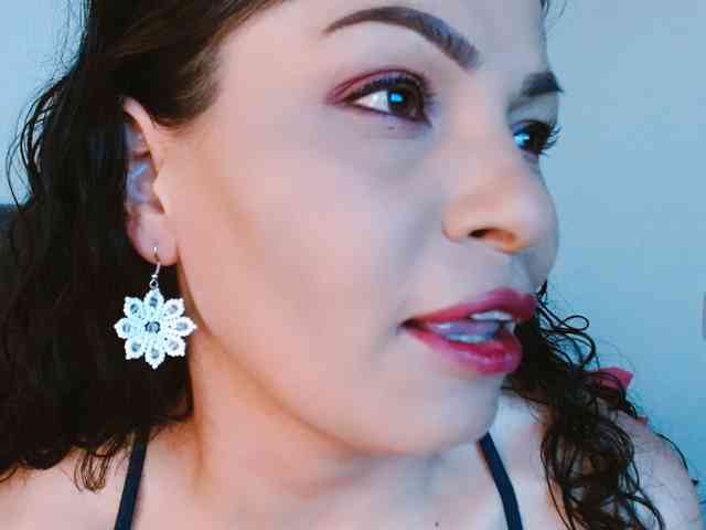 Dahlia_Muse webcam