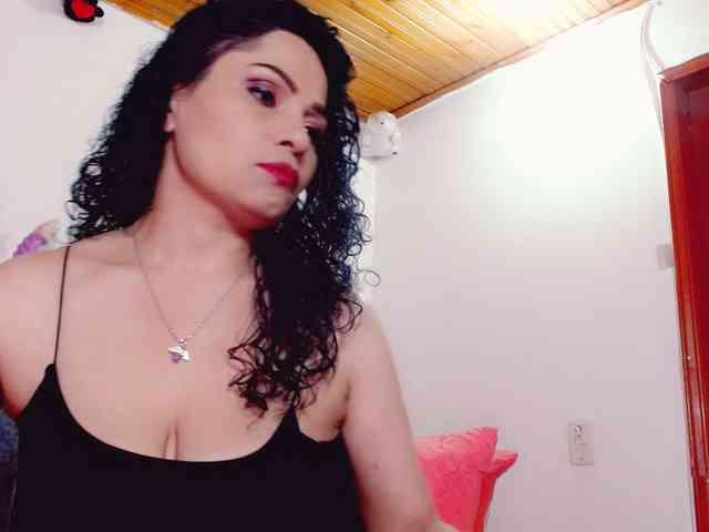 Dahlia_Muse webcam