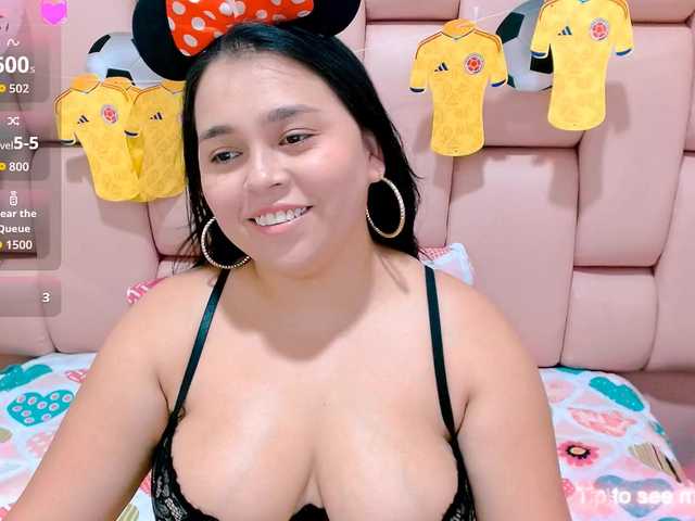 naylahot18 live cam on BongaCams