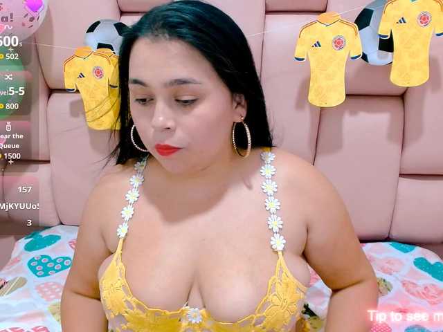 naylahot18 live cam on BongaCams