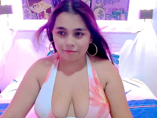 naylahot18 live cam on BongaCams