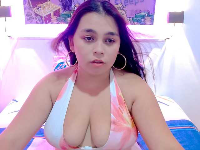naylahot18 live cam on BongaCams