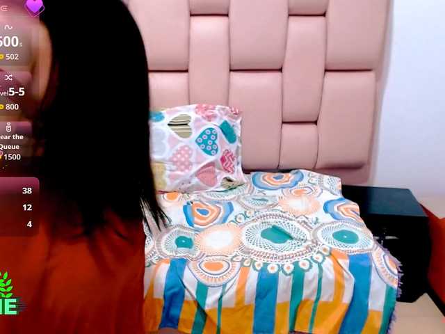 naylahot18 live cam on BongaCams